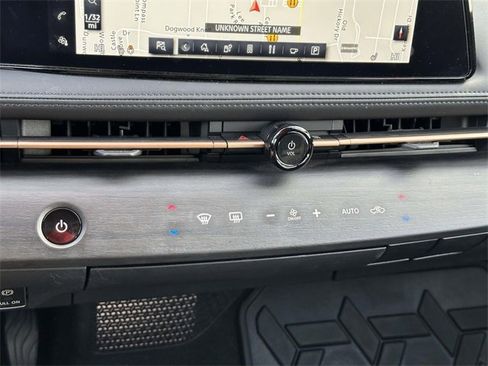 Used 2023 Nissan Ariya AWD image 22