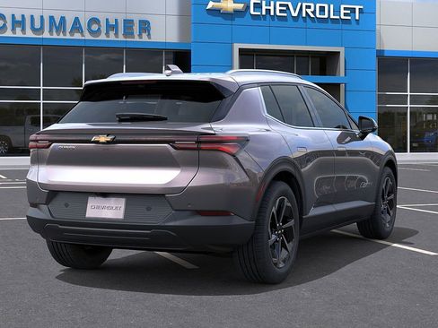 New 2026 Chevrolet Equinox EV LT image 4