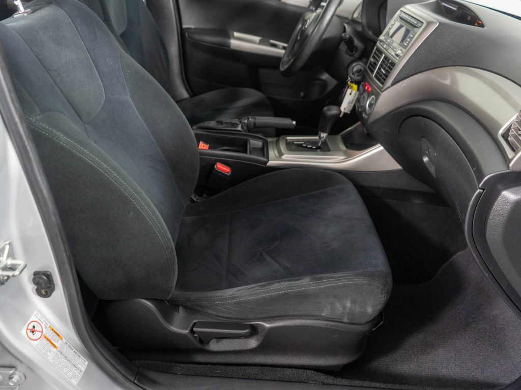 Used 2010 Subaru Impreza 2.5i AWD/4WD image 8