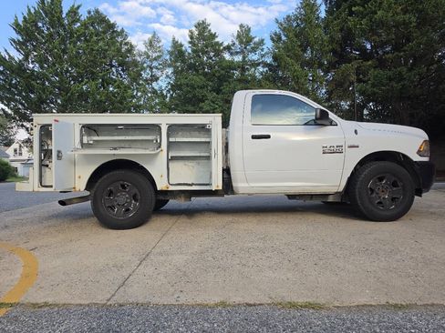 Used 2018 RAM 2500 Tradesman w/ Power & Remote Entry Group RWD image 4