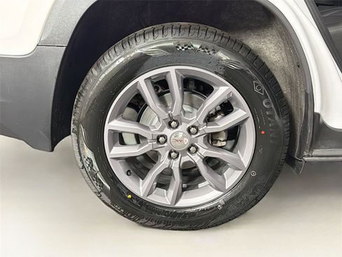 Used 2022 GMC Terrain SLT w/ Tech Package AWD/4WD image 33