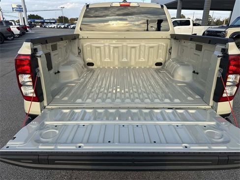 New 2025 Ford Ranger XL image 13