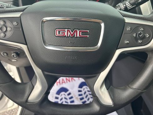 Used 2023 GMC Terrain SLE w/ Driver Convenience Package AWD/4WD image 28