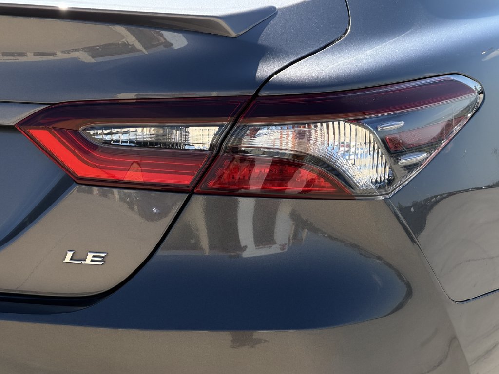 Used 2023 Toyota Camry LE FWD image 10