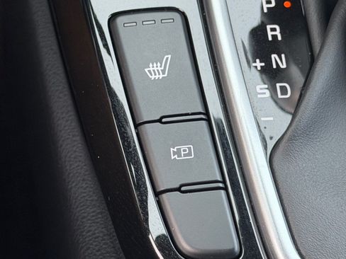 Certified 2025 Kia Seltos EX AWD/4WD image 24