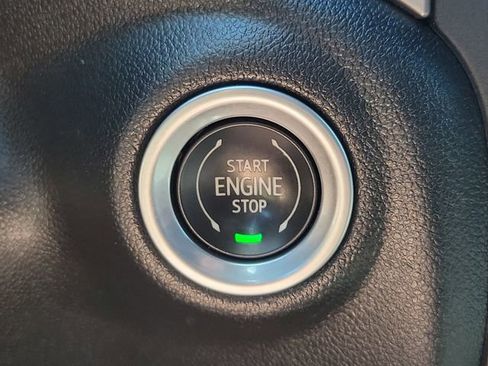 Used 2022 Chevrolet Silverado 1500 Custom image 28