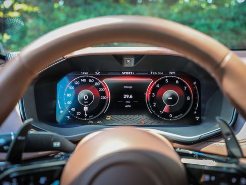 Used 2025 Aston Martin DBX 707 AWD/4WD image 12
