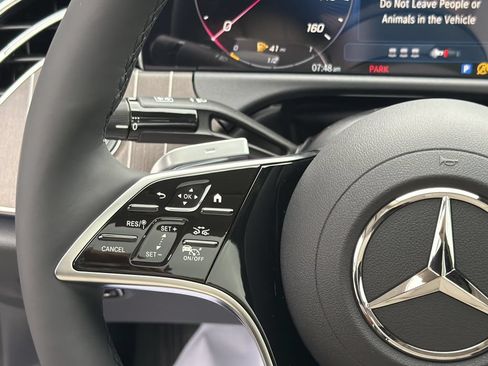 New 2026 Mercedes-Benz E 350 4MATIC Sedan image 24