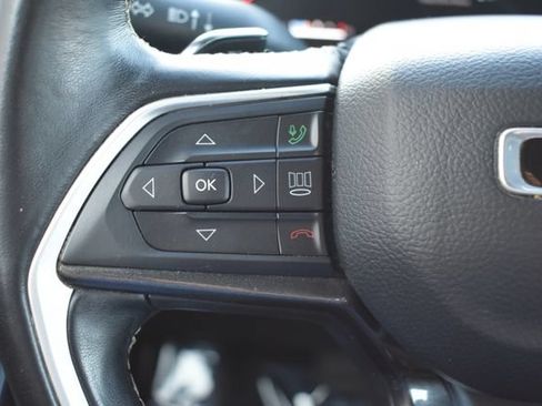 Used 2022 Jeep Grand Cherokee L Laredo AWD/4WD image 24