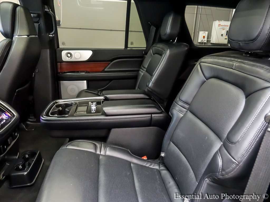Used 2020 Lincoln Navigator Reserve w/ Equipment Group 208A Reserve AWD/4WD image 13