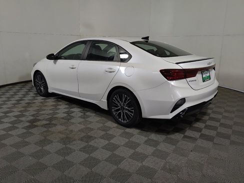 Used 2023 Kia Forte GT-Line w/ GT-Line Premium Package FWD image 3