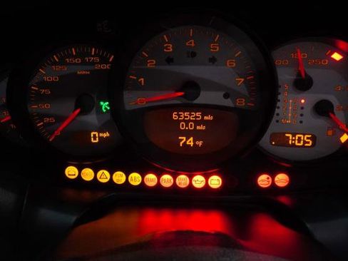 Used 2002 Porsche 911 Turbo image 36