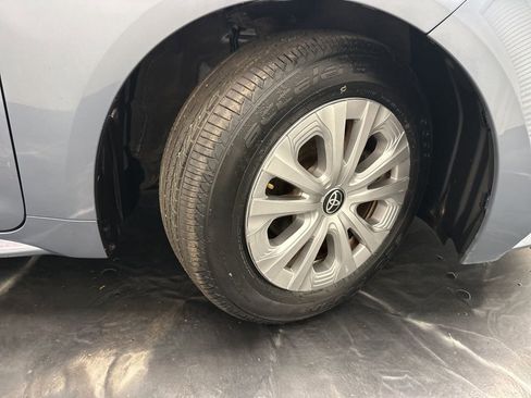 Used 2022 Toyota Corolla LE image 28