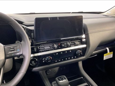 New 2026 Nissan Pathfinder Platinum w/ Cargo Package AWD/4WD image 10