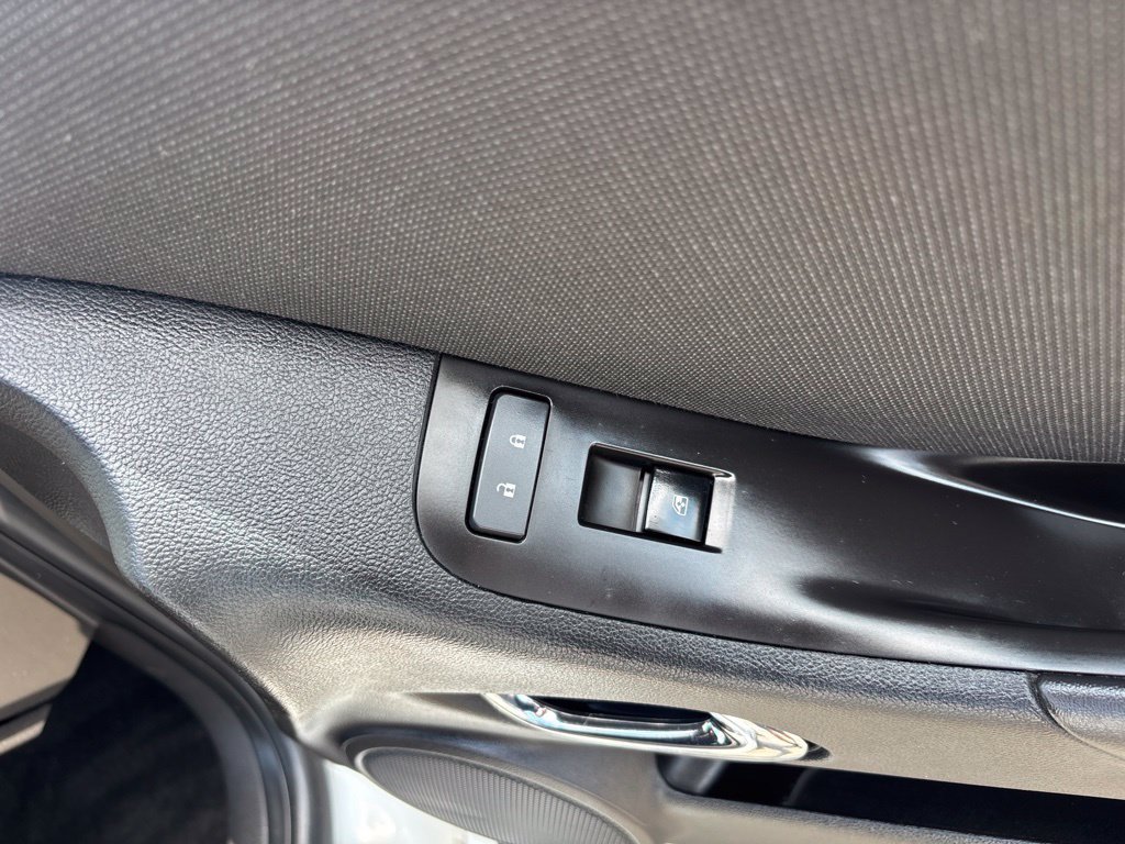 Used 2013 Chevrolet Camaro SS RWD image 28