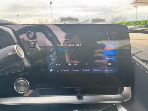 Used 2024 Chevrolet Corvette Stingray Coupe w/ 1LT image 17