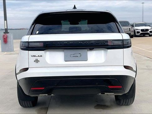 Used 2026 Land Rover Range Rover Velar Dynamic SE image 4