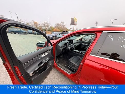 Used 2025 Genesis GV70 2.5T image 7