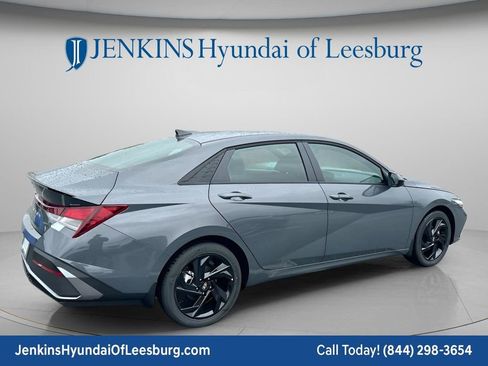 New 2026 Hyundai Elantra Sport FWD image 5