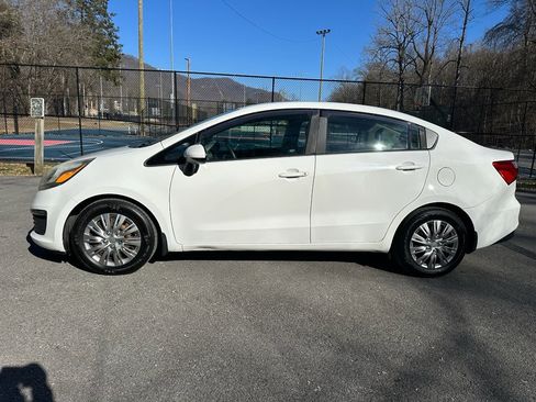 Used 2017 Kia Rio LX image 7