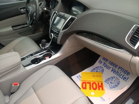 Used 2019 Acura TLX FWD image 25