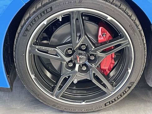 Used 2022 Chevrolet Corvette Stingray Preferred Cpe w/ Battery Protection Package image 11