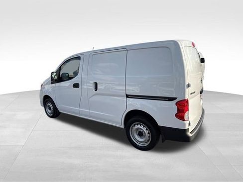 Used 2021 Nissan NV200 S image 7
