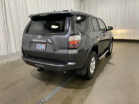 Used 2017 Toyota 4Runner SR5 image 4