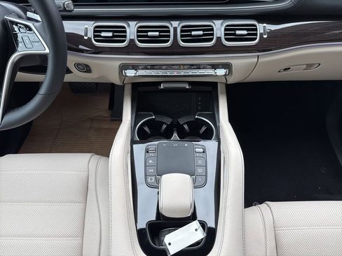 New 2026 Mercedes-Benz GLE 450 4MATIC Coupe image 24