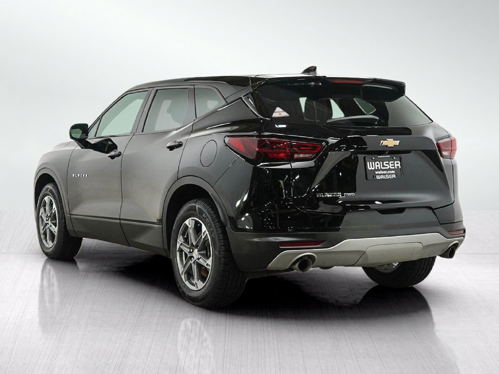 Used 2023 Chevrolet Blazer LT AWD/4WD image 3