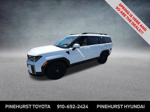 Used 2025 Hyundai Santa Fe Calligraphy image 6