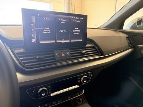 Used 2024 Audi Q5 2.0T Premium w/ Summer of Audi Package image 22