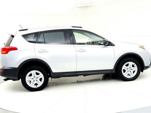 Used 2015 Toyota RAV4 LE image 6