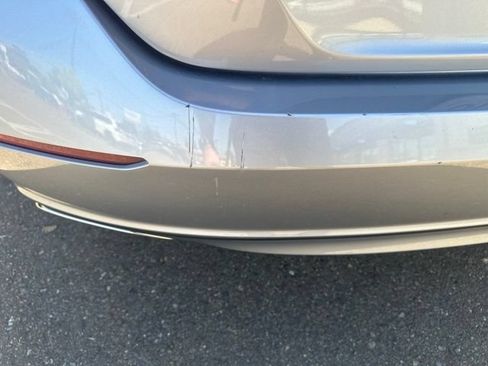 Used 2018 Honda Accord EX-L image 7