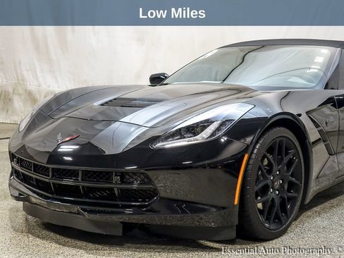 Used 2019 Chevrolet Corvette Stingray Convertible w/ 2LT Preferred Equipment Group image 3
