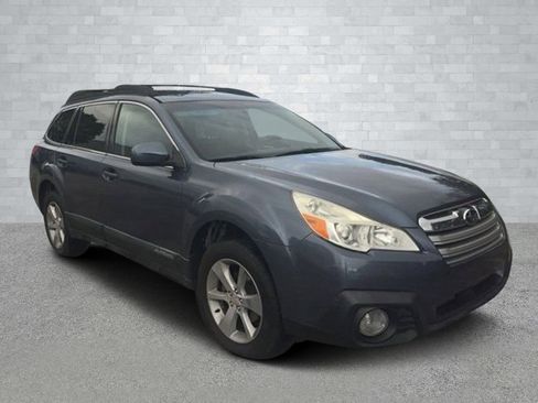 Used 2014 Subaru Outback 2.5i Premium image 11
