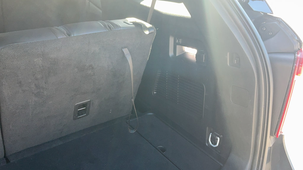 Certified 2023 Ford Explorer XLT w/ Equipment Group 202A RWD image 15