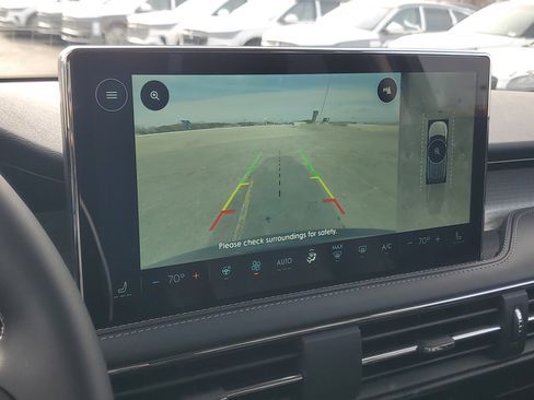 New 2026 Lincoln Corsair Premiere image 21