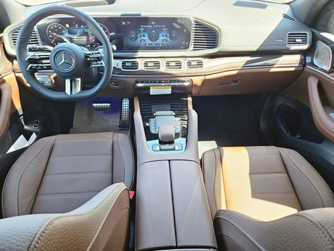 New 2026 Mercedes-Benz GLS 450 4MATIC image 10