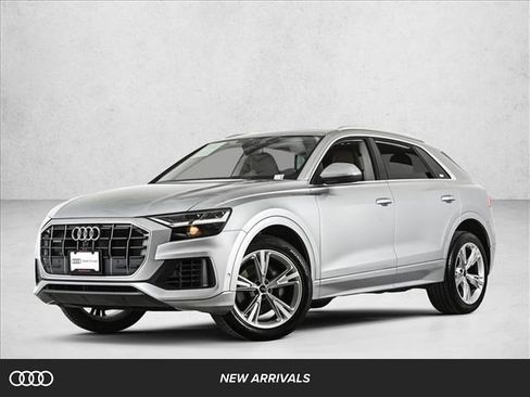 Used 2022 Audi Q8 Premium image 1