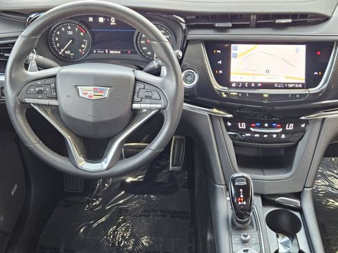 Certified 2022 Cadillac XT6 Sport w/ Technology Package AWD/4WD image 34