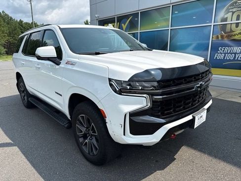 Used 2022 Chevrolet Tahoe Z71 w/ Luxury Package AWD/4WD image 1