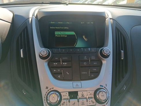 Used 2017 Chevrolet Equinox LT w/ Convenience Package image 16