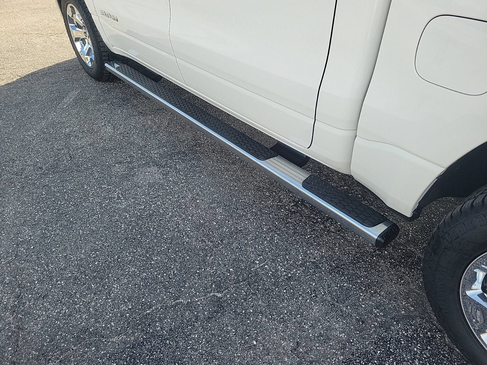Used 2022 RAM 1500 Big Horn w/ Trailer Tow Group AWD/4WD image 12