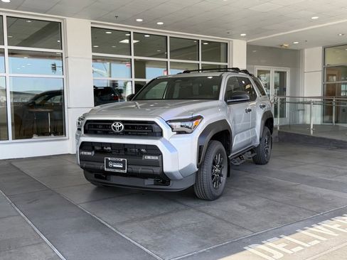 New 2026 Toyota 4Runner SR5 RWD image 2