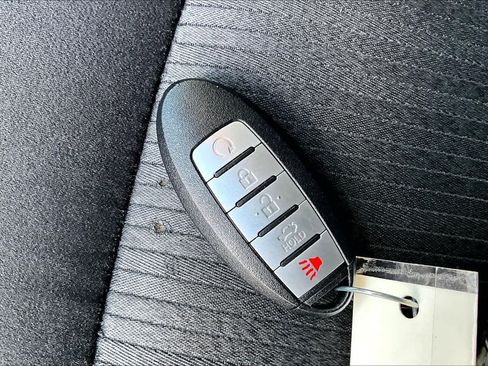 Used 2022 Nissan Altima 2.5 SV w/ SV Premium Package FWD image 29