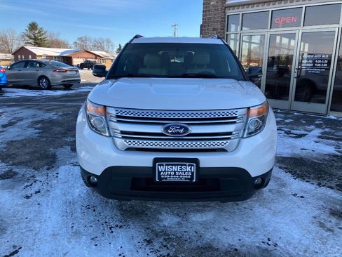 Used 2013 Ford Explorer XLT image 8