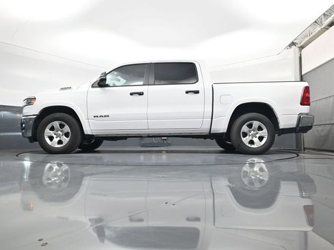 Used 2025 RAM 1500 Big Horn AWD/4WD image 20
