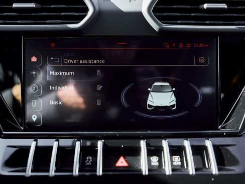 Used 2024 Lamborghini Urus S image 81