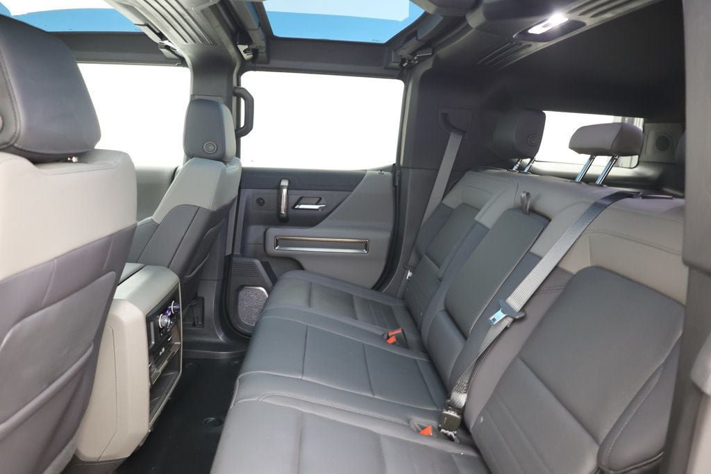 Used 2024 GMC Hummer EV 3X w/ Extreme Off-Road Package AWD/4WD image 19